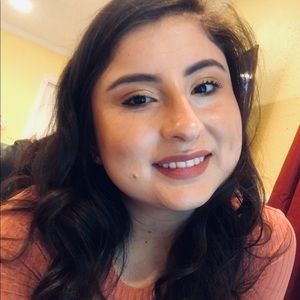 Meet your Posher, Gladys